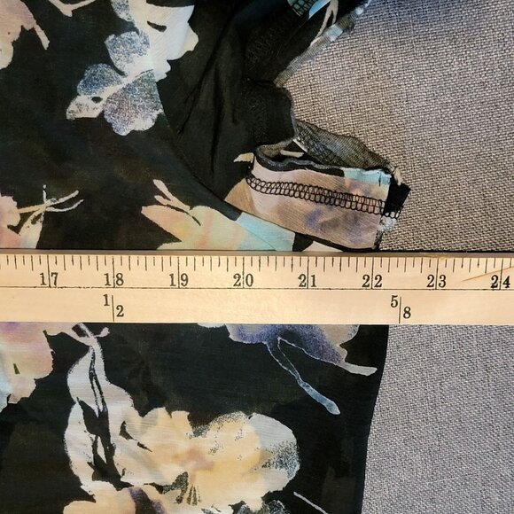 Simply Vera Wang Sheer Overlay Blouse Womens XL Black Floral Latered Top - Picture 7 of 13